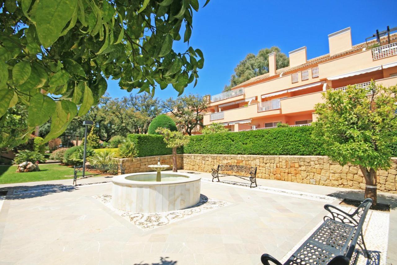Ground Floor Apartment, Los Jardines De Santa Maria Elviria マルベーリャ エクステリア 写真