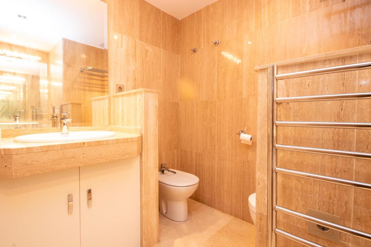 Ground Floor Apartment, Los Jardines De Santa Maria Elviria マルベーリャ エクステリア 写真